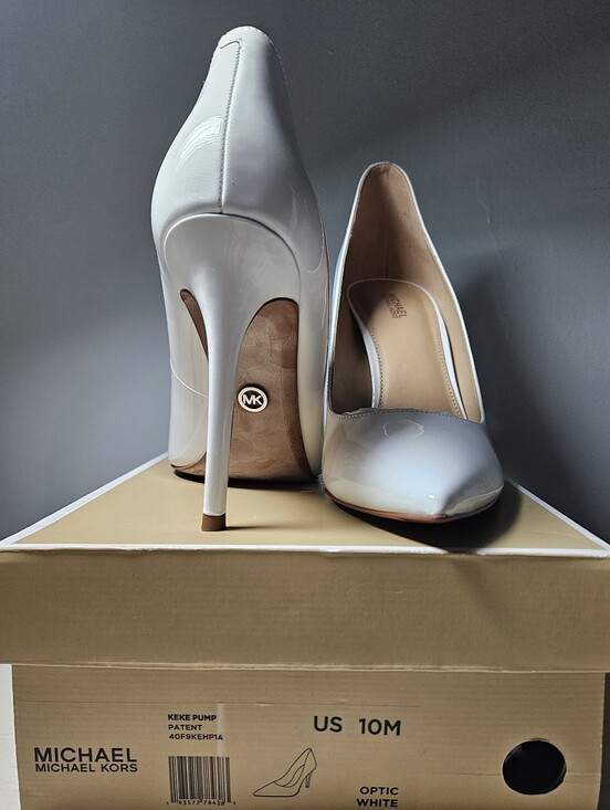 Michael Kors Shoes - Michael Kors Amara Patent Leather Pump Optic White 10M Stiletto Heel